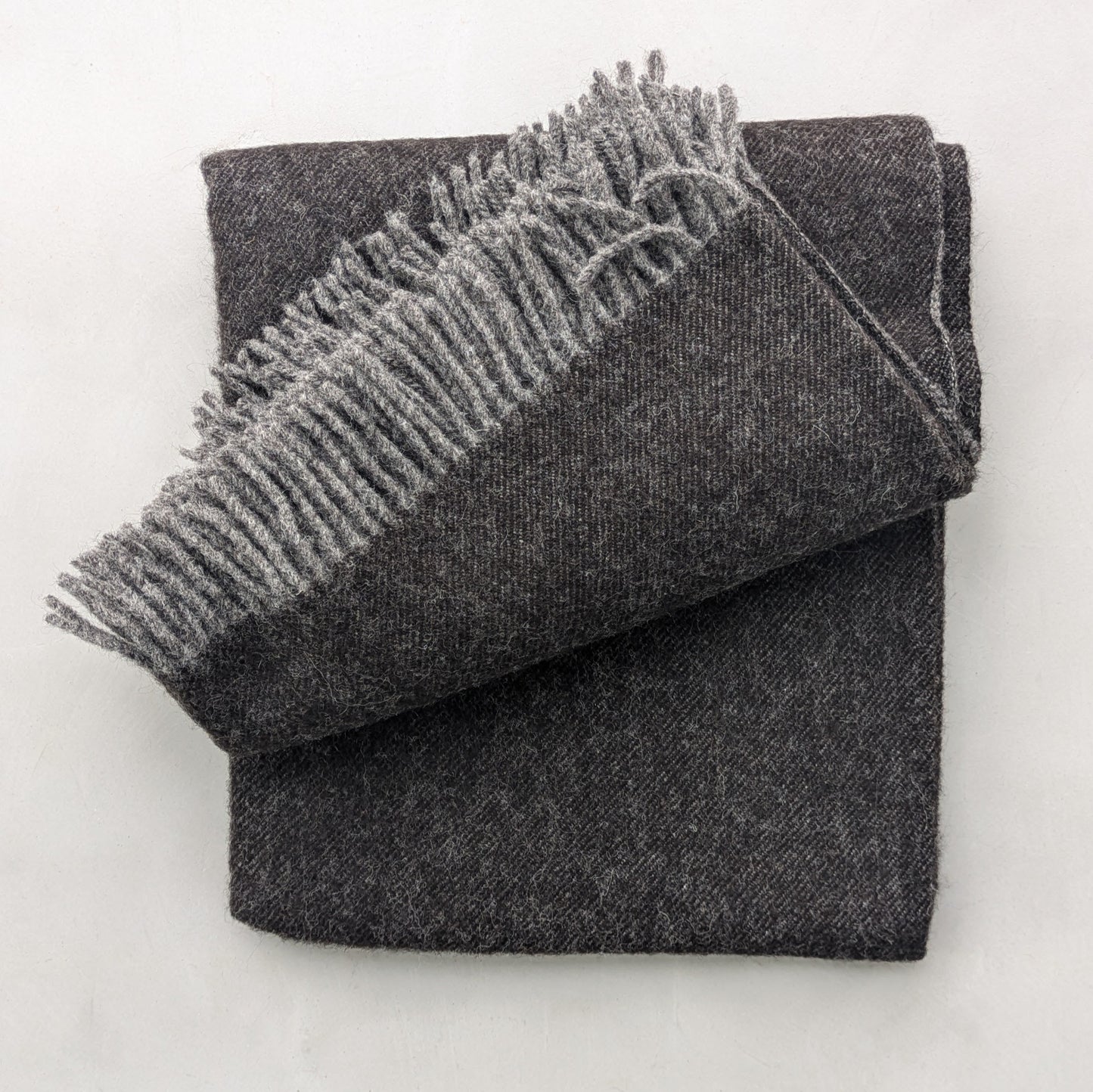 Hebridean Black Blanket - Ardalanish