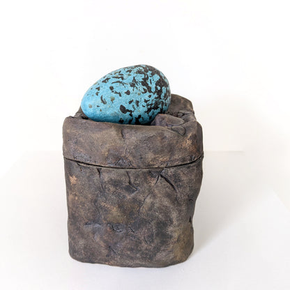 Lidded Rock Face Pot with Guillemot Egg